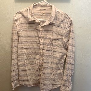 Marine Layer Men’s button up striped shirt.